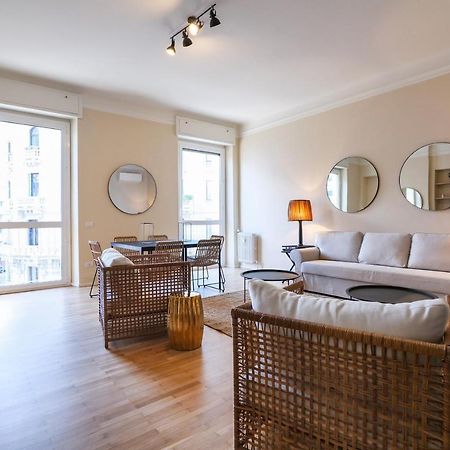 Luxury San Babila Apartment 米兰 外观 照片