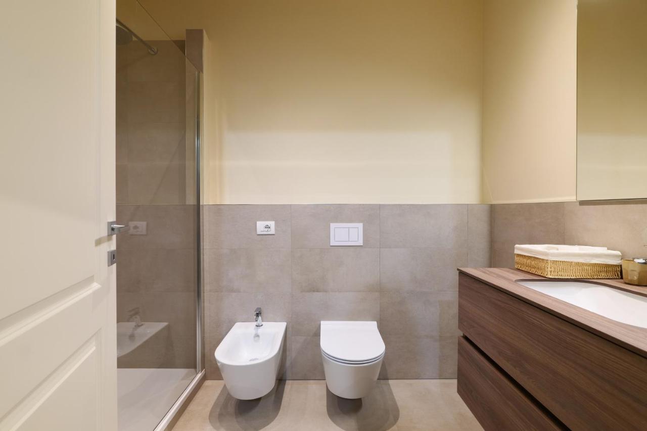 Luxury San Babila Apartment 米兰 外观 照片